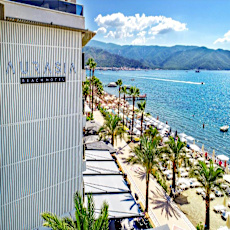Aurasia Beach Hotel
